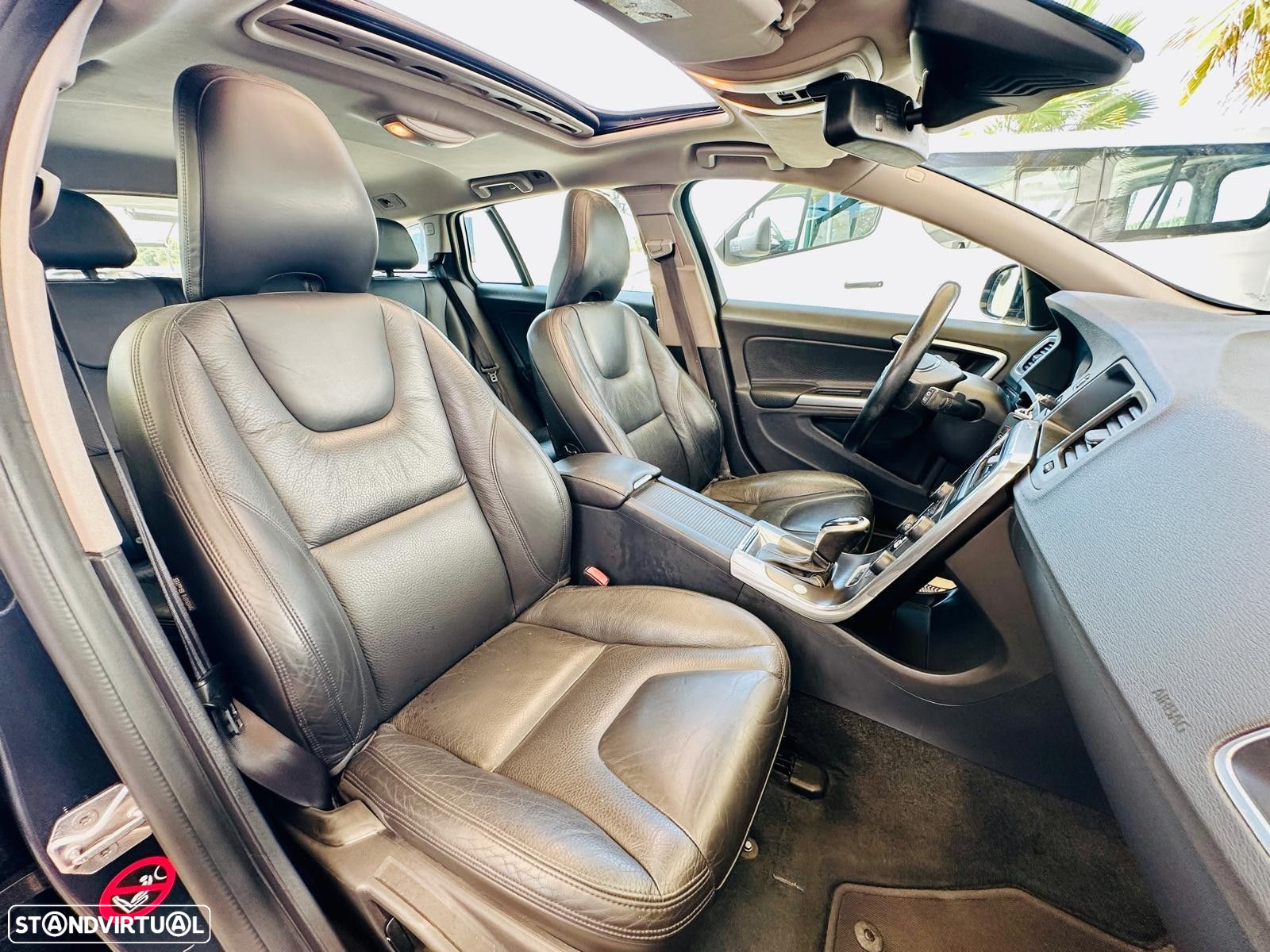 Volvo V60 2.4 D6 Momentum AWD Phev - 34