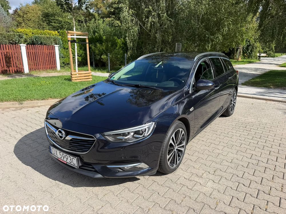 Opel Insignia 2.0 BiTurbo D 4x4 Automatik Ultimate Exclusive - 2