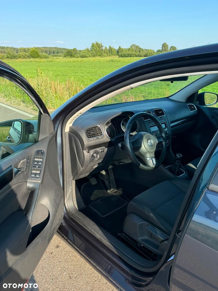 Volkswagen Golf 1.6 TDI Comfortline - 8