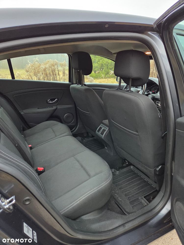 Renault Fluence 1.6 16V Limited - 9