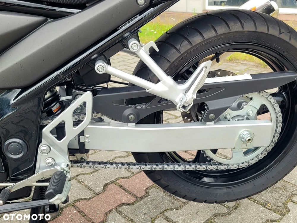 Suzuki Bandit - 11