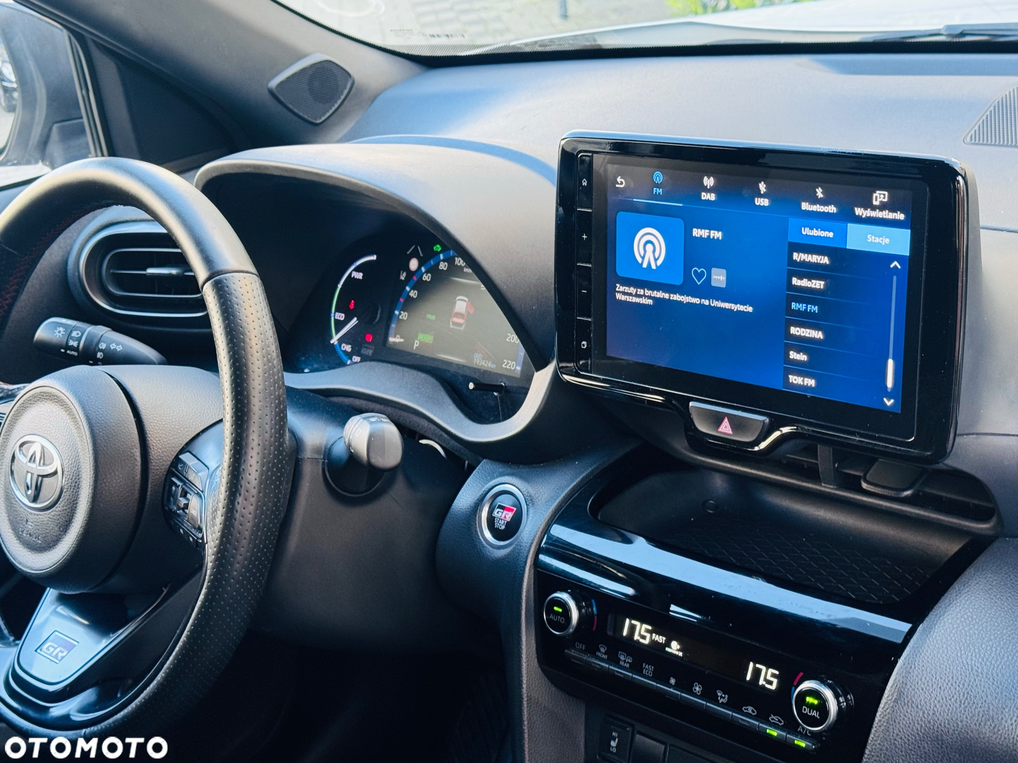 Toyota Yaris Cross Hybrid 1.5 GR Sport - 31