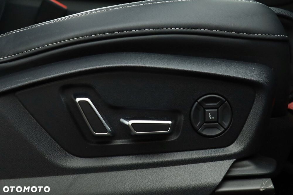 Audi Q8 - 16