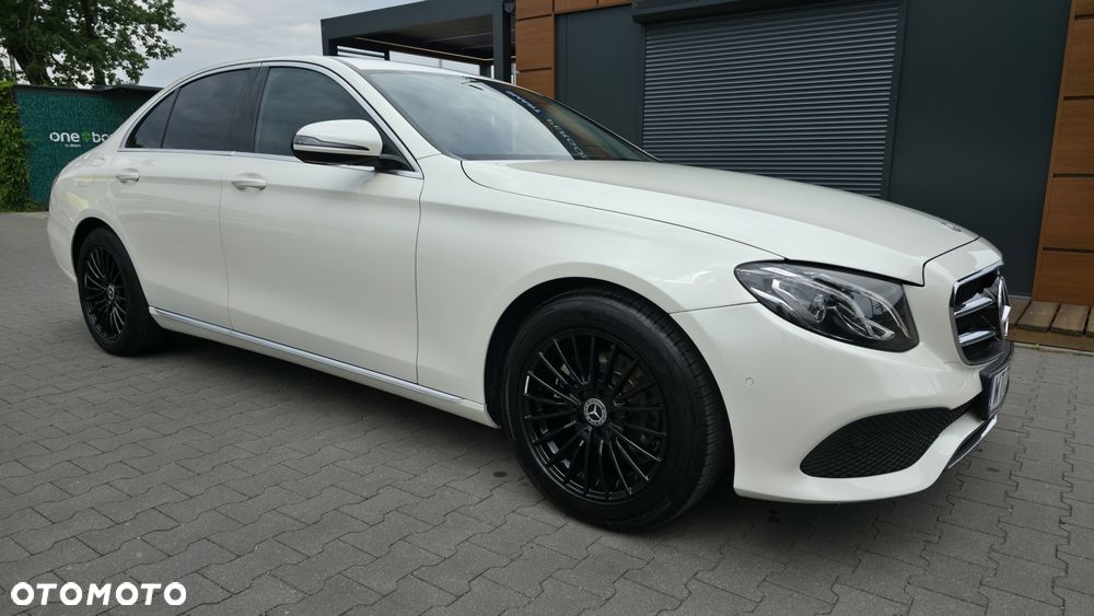 Mercedes-Benz Klasa E 220 d 9G-TRONIC Avantgarde - 39