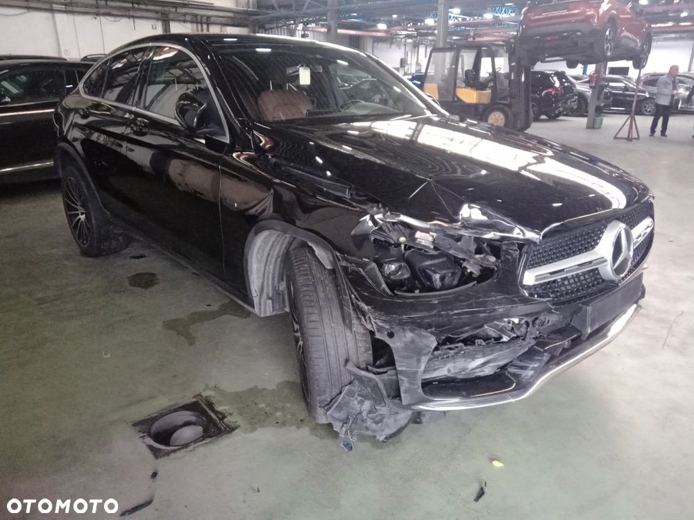 Mercedes-Benz GLC - 10