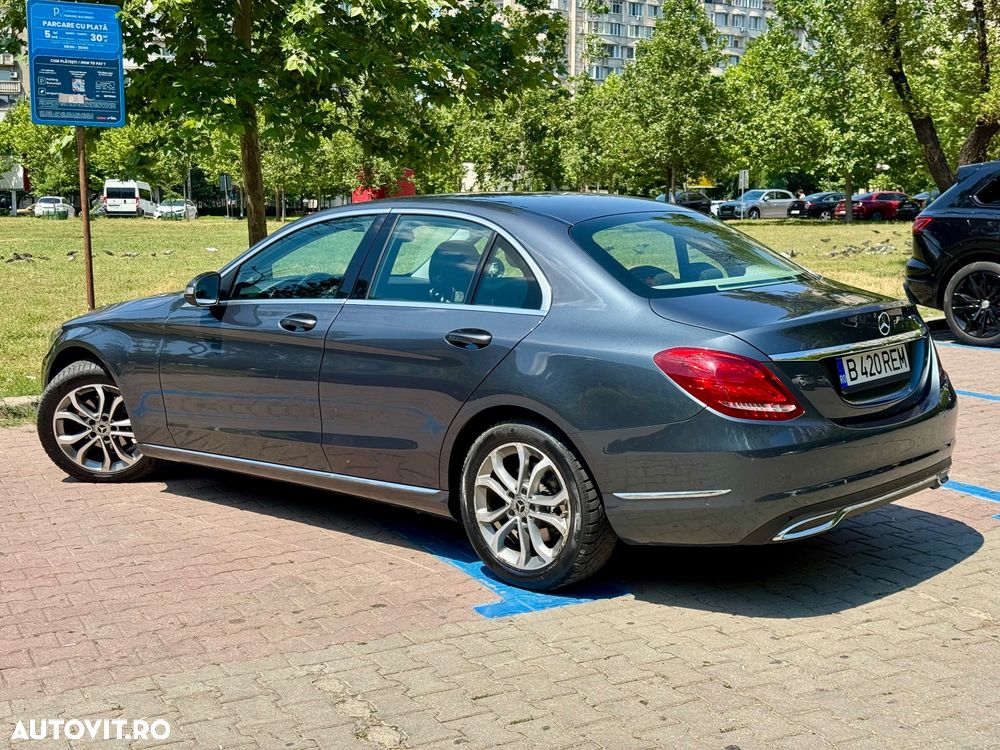 Mercedes-Benz C 200 BlueTec - 18