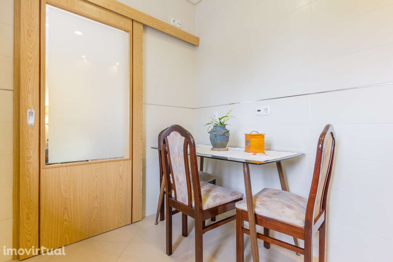 Excelente apartamento T2 duplex com terraço na  Quinta do Conde - Grande imagem: 5/20
