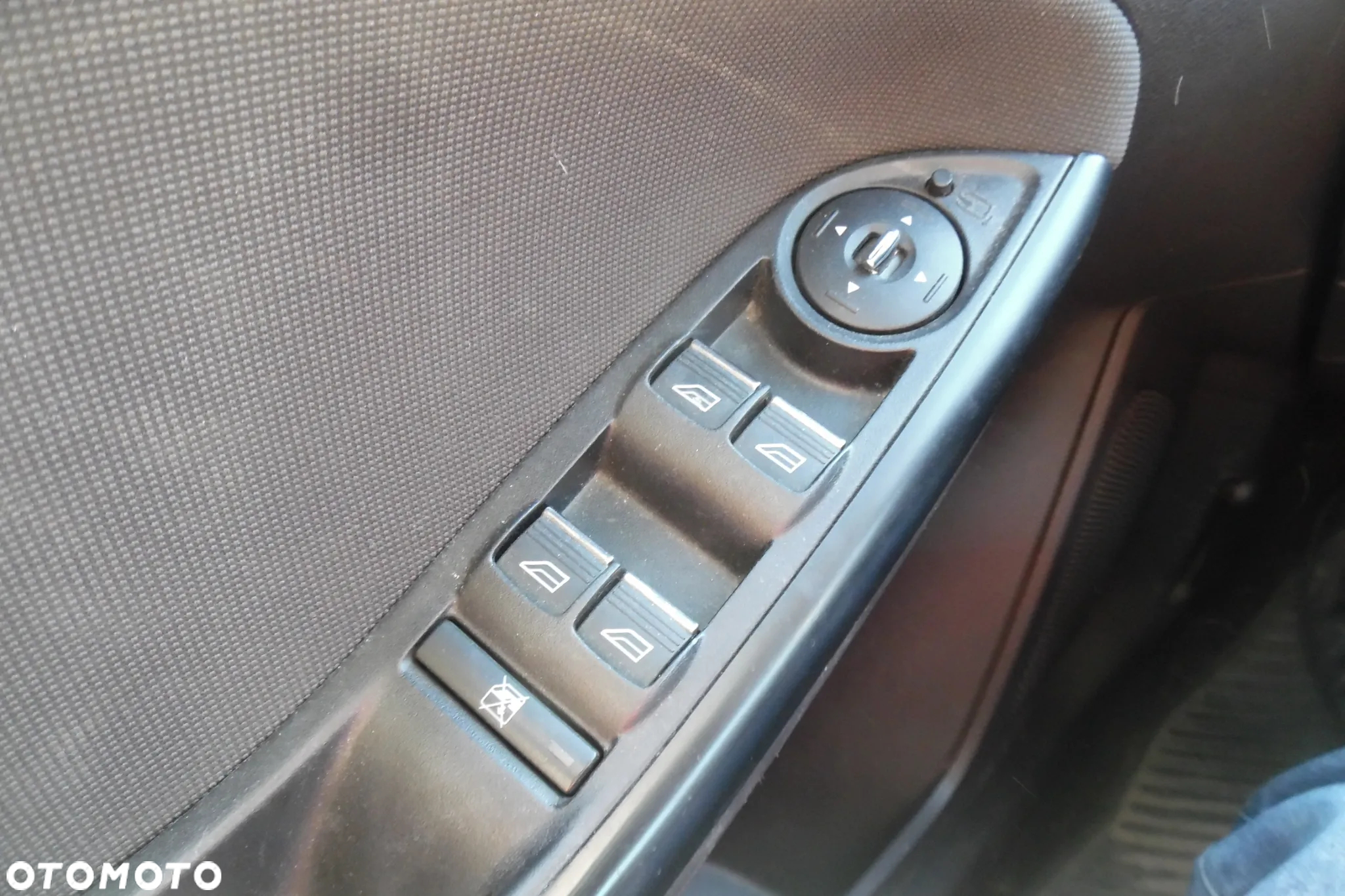 Ford Focus - 10