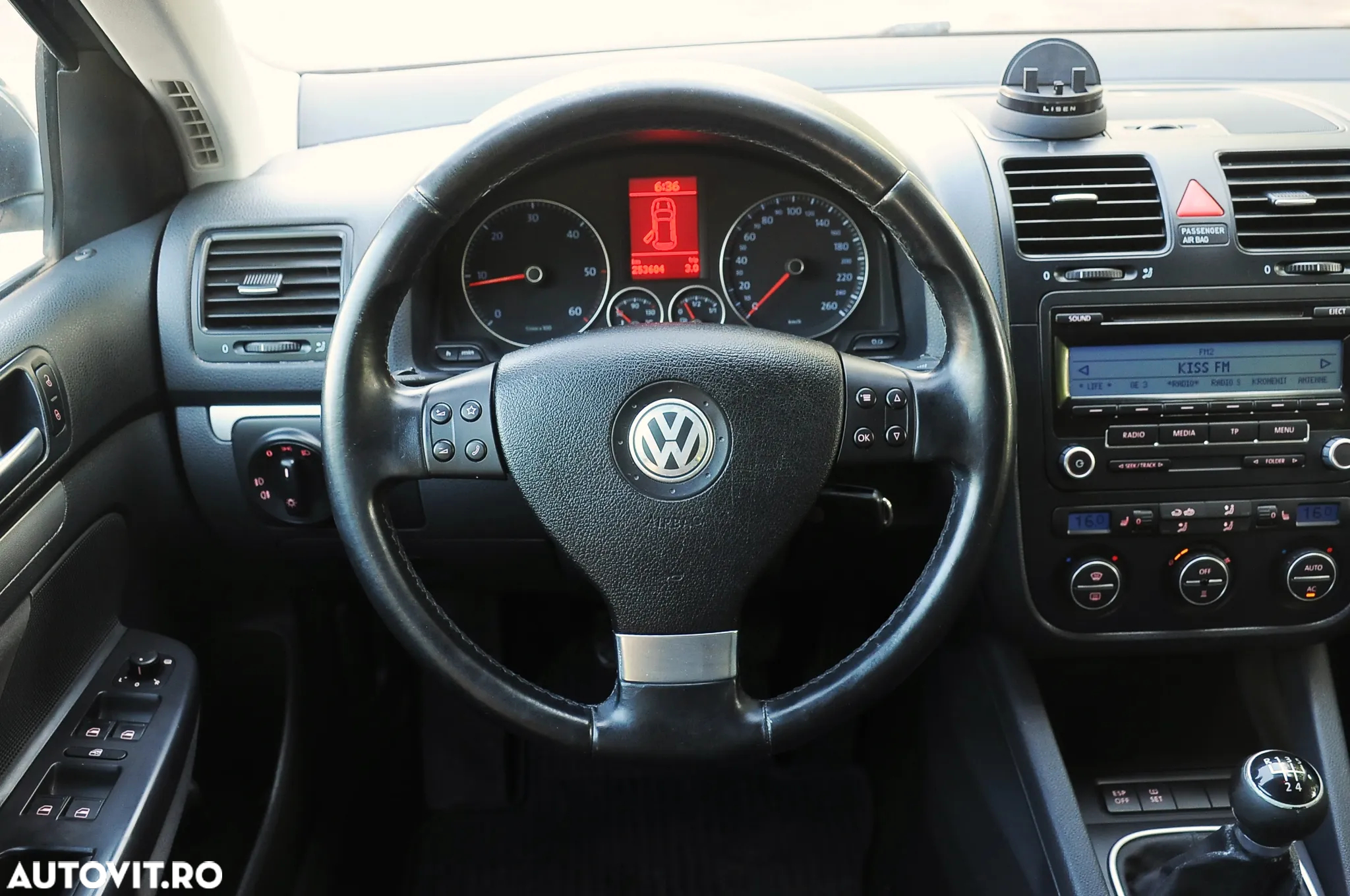 Volkswagen Golf 1.9 TDI Comfortline - 9