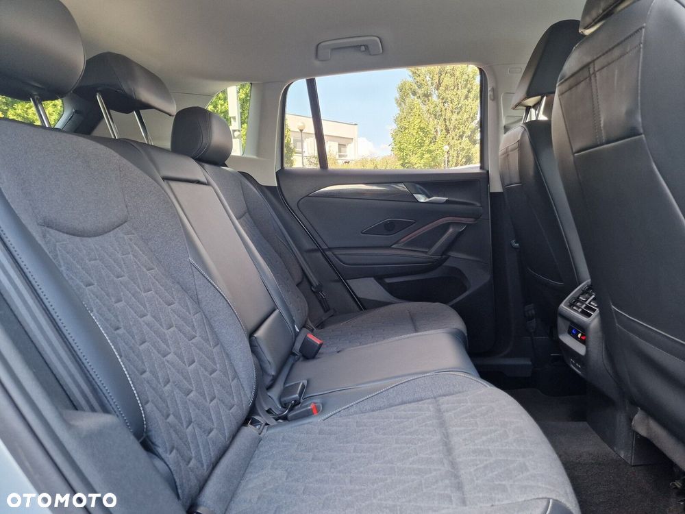 Volkswagen Tiguan 1.5 eTSI Special Edition DSG - 17