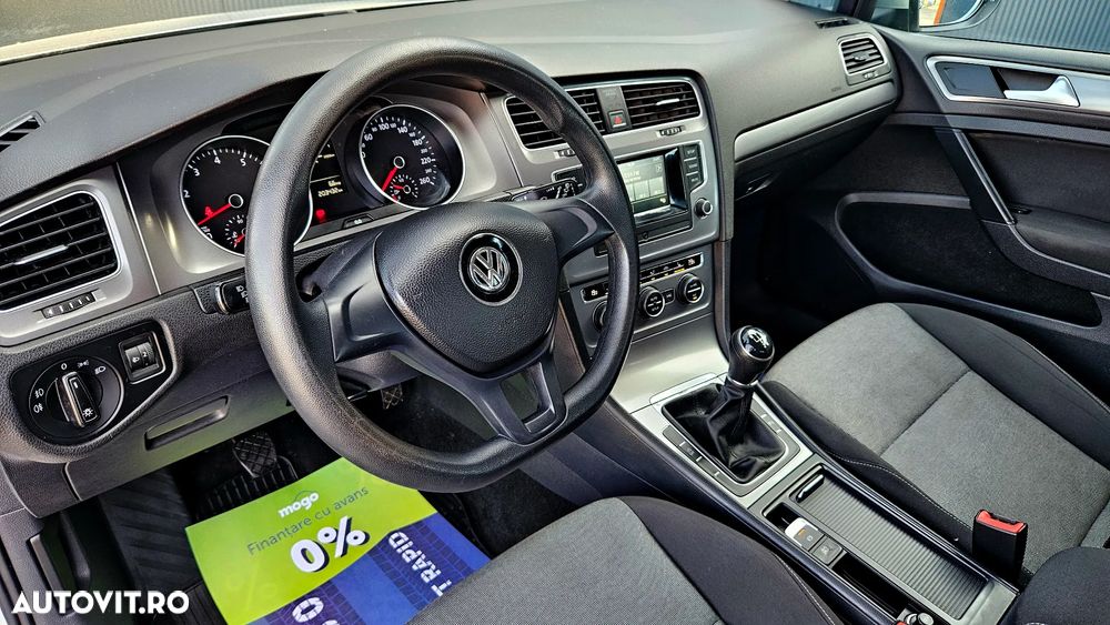 Volkswagen Golf - 12