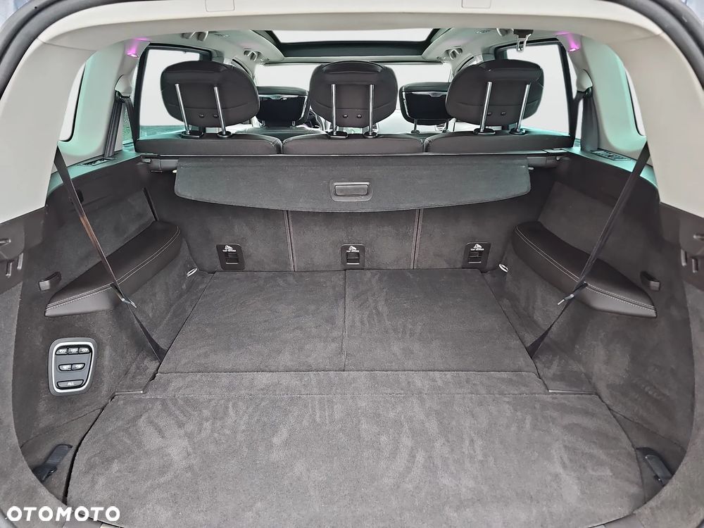 Renault Espace 1.6 dCi Energy Initiale Paris EDC 7os - 23