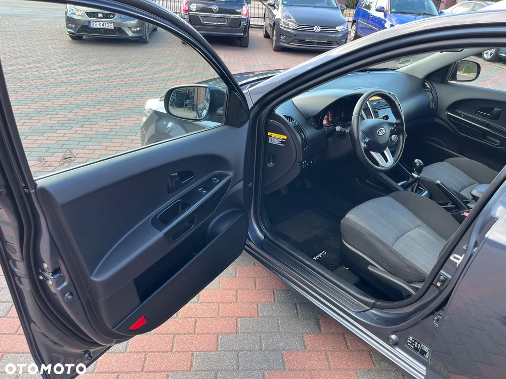Kia Ceed 1.4 CVVT Attract - 7