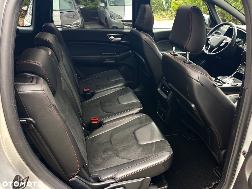Ford S-Max - 27