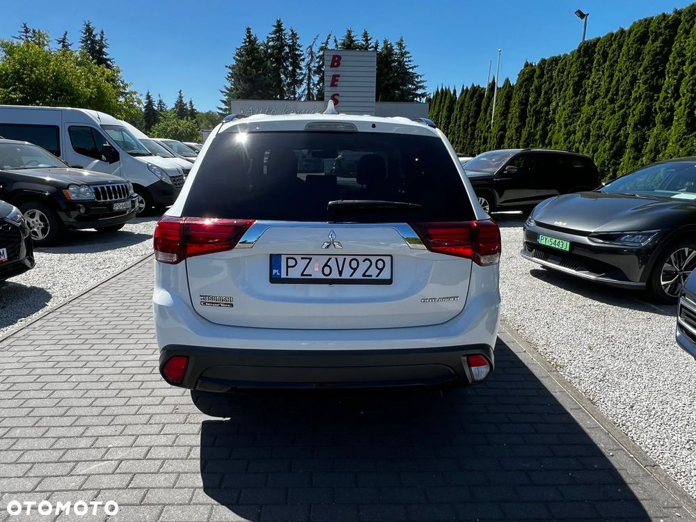 Mitsubishi Outlander 2.0 2WD CVT Diamant Edition+ - 9