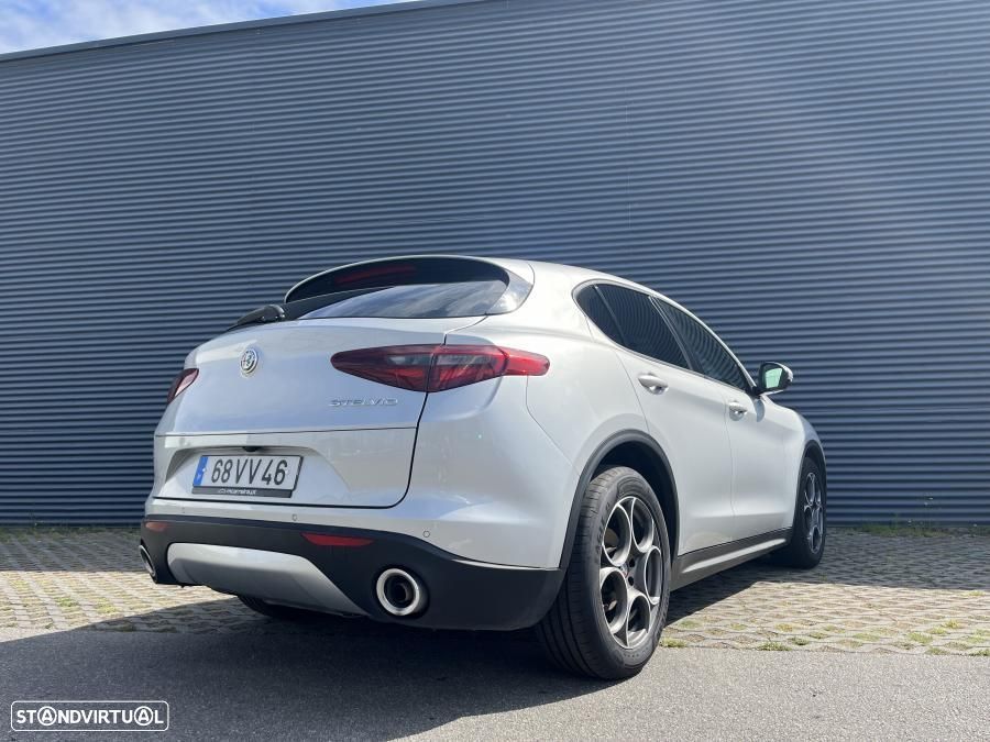 Alfa Romeo Stelvio 2.2 D Super AT8 - 5