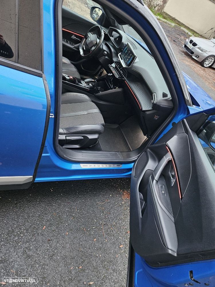 Peugeot e-2008 GT - 6