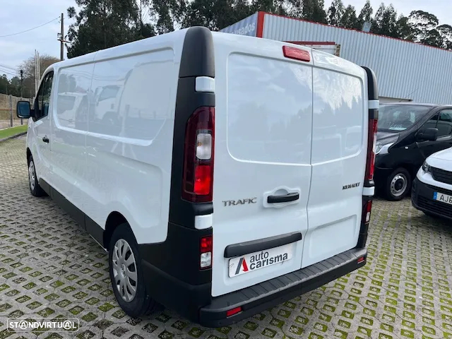 Renault TRAFIC LONGA 2.0 120cv - 5