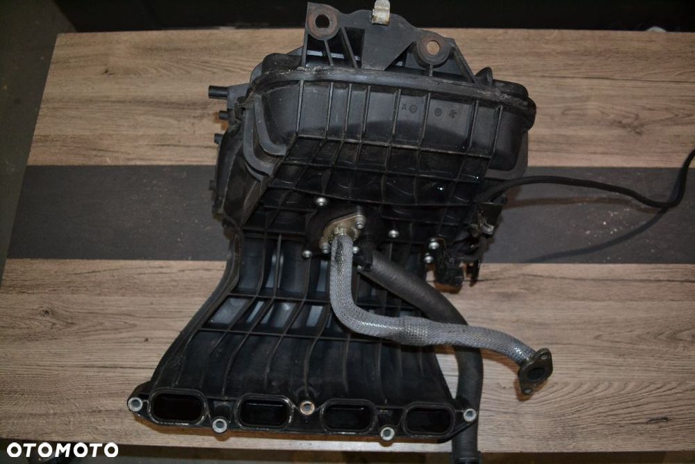 BMW E90 E91 E81 E87 1,8 2,0 N43 KOLEKTOR SSĄCY 7560340 - 3