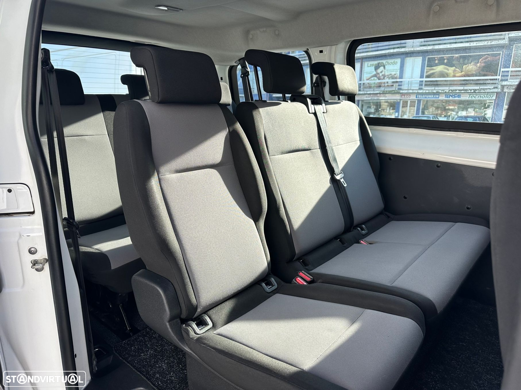 Peugeot Traveller 1.6 BlueHDi L1H1 Business Compact - 8