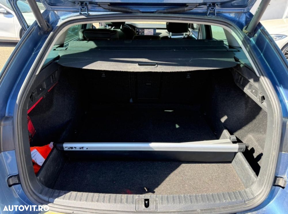 Skoda Octavia 2.0 TDI DSG First Edition - 22