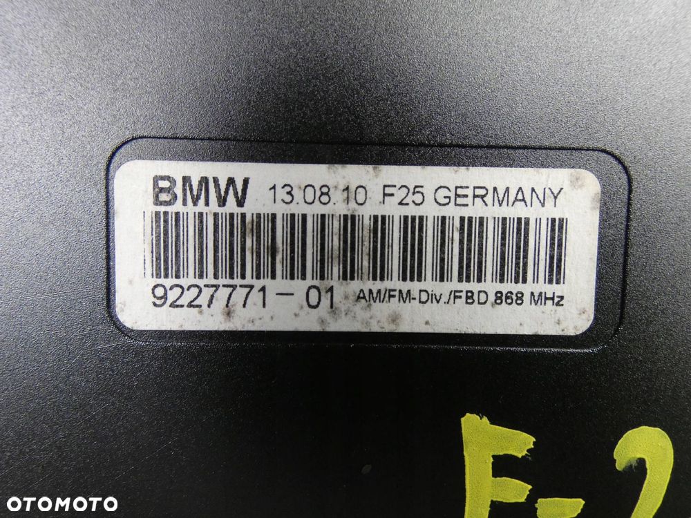 BMW X3 F25 X4 F26 WZMACNIACZ ANTENY - 1