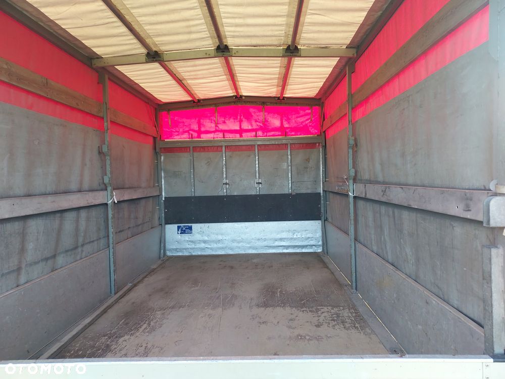 Mercedes-Benz Sprinter - 3