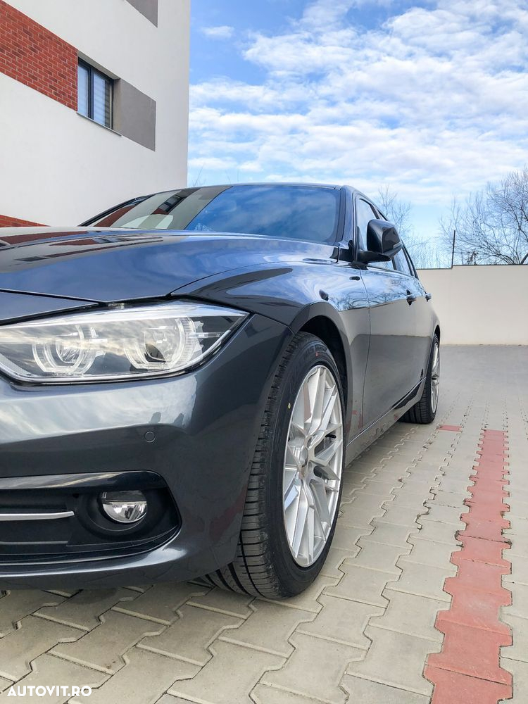 BMW Seria 3 320i xDrive Sport-Aut. Sport Line - 12