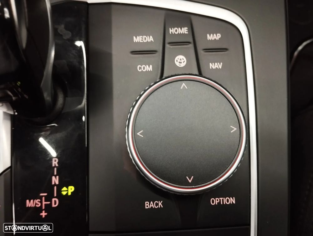 BMW 216 Gran Coupé d Advantage - 34