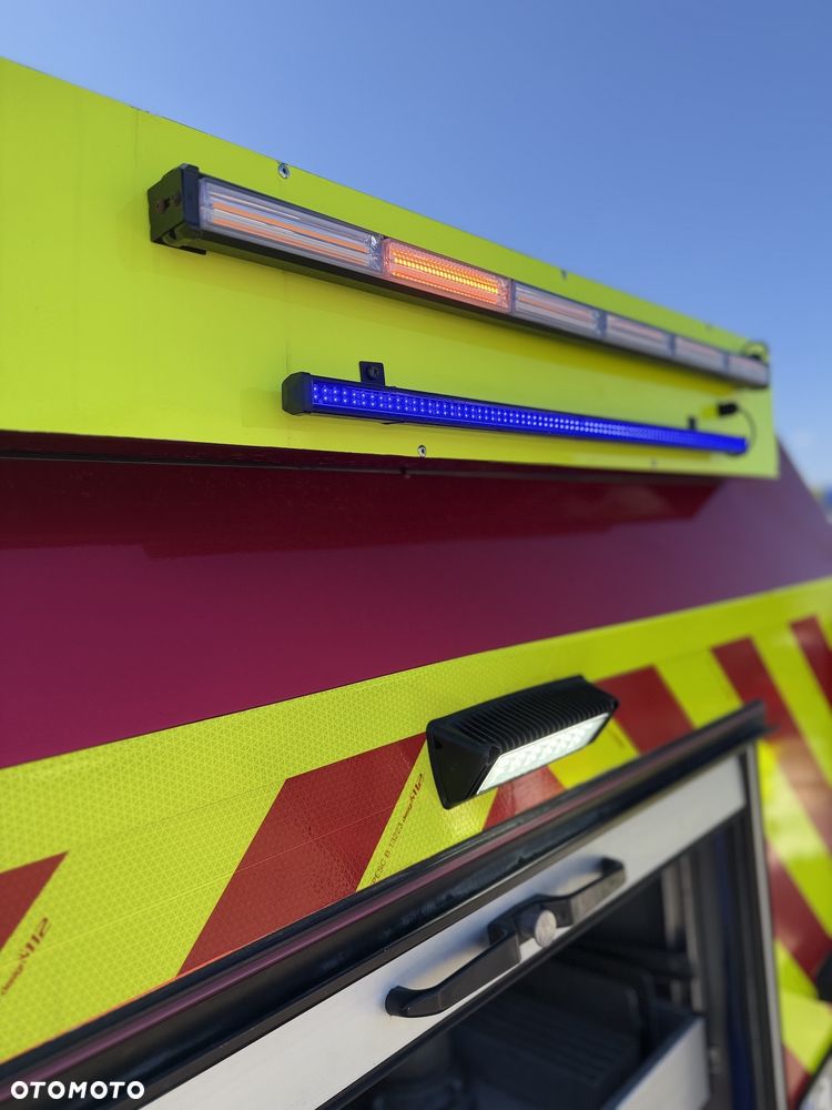 MAN Wóz strażacki CIĘŻKI Pojazd pożarniczy Straż pożarna MAN 18.284 4x4 6t wody+piana, CNBOP, działko dachowe, skrzynie dachowe, łańcuchy podrzutowe - 27