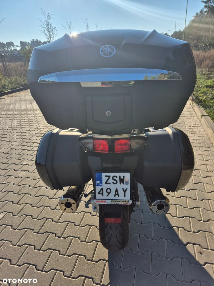 Yamaha FJR - 7