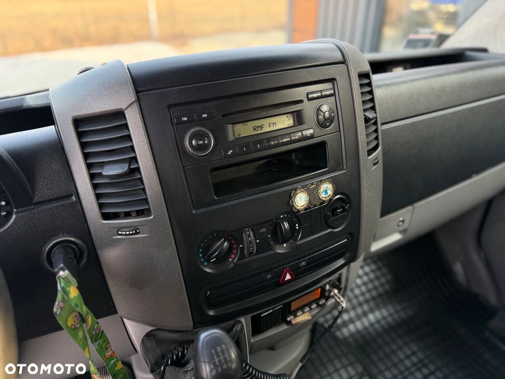 Volkswagen Crafter 2.5 TDI 163KM / Doka Brygadówka 7-osobowy / 2008 ROK PRODUKCJI / 353.348KM PRZEBIEG - 21