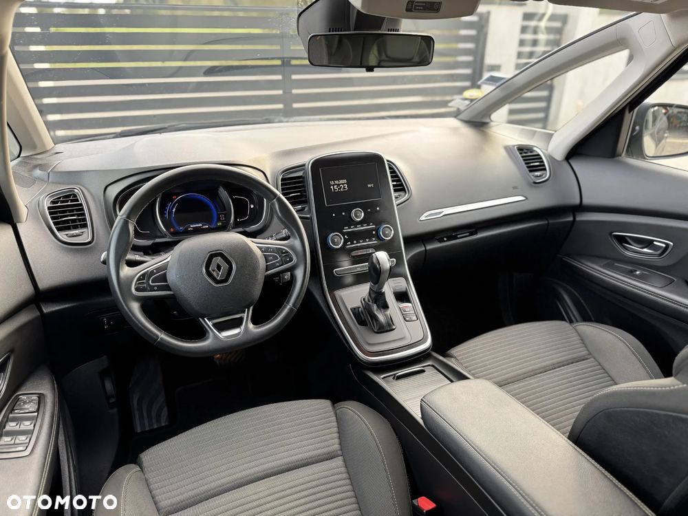 Renault Scenic - 16
