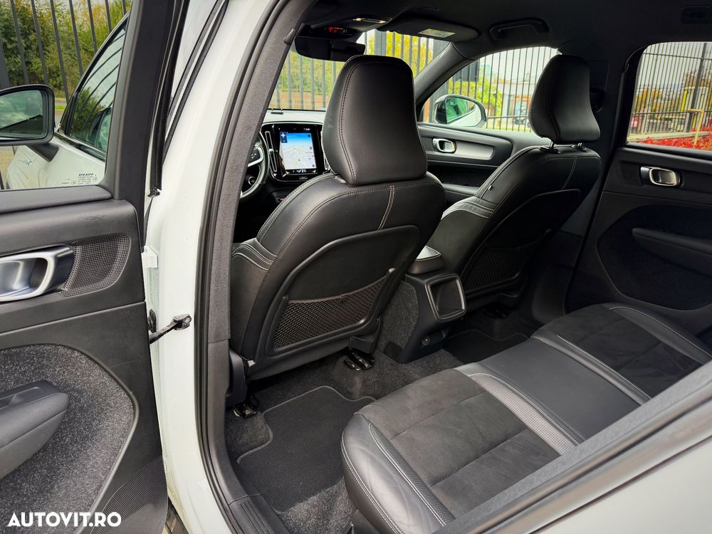 Volvo XC 40 D4 AWD R-Design - 19