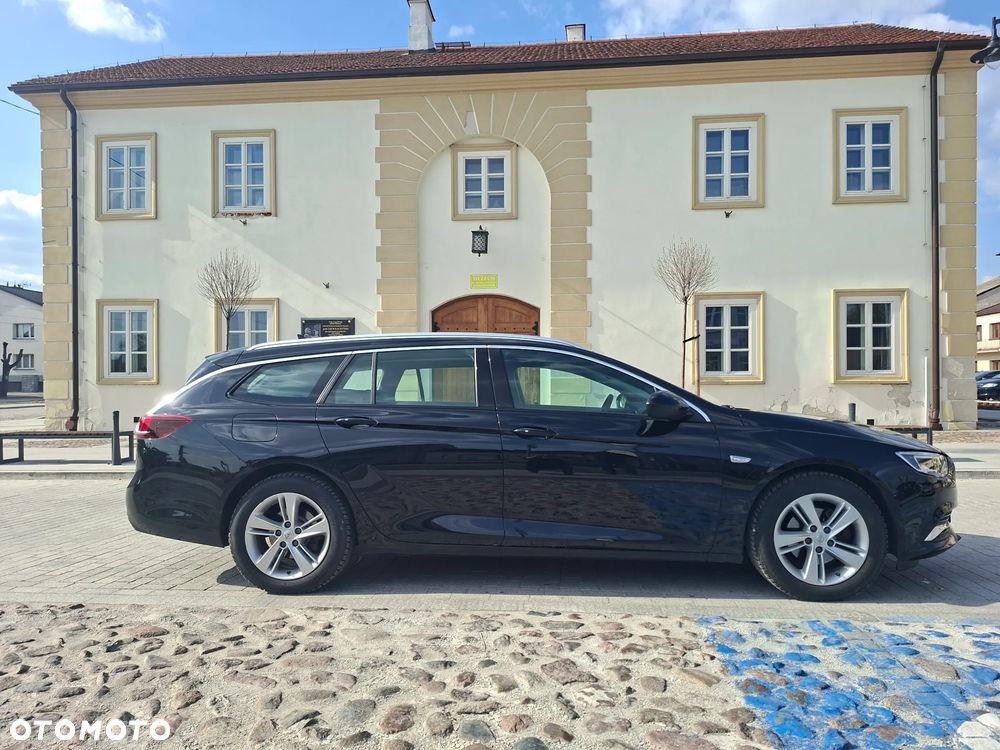 Opel Insignia - 1