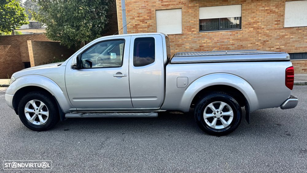 Nissan Navara 2.5 dCi CD LE Hi-Tech - 6
