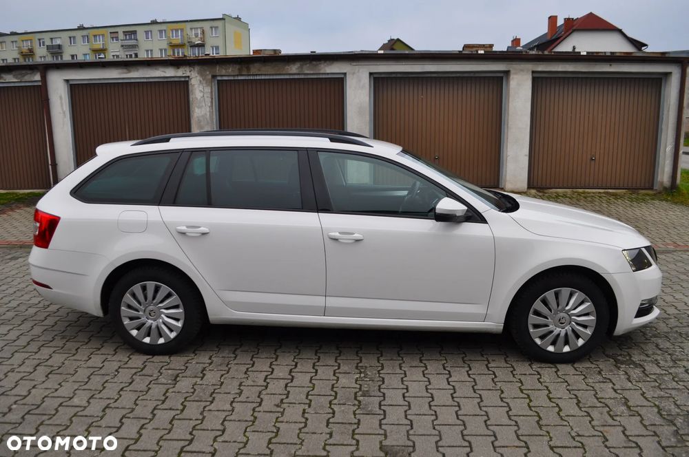 Skoda Octavia 1.6 TDI Style - 5