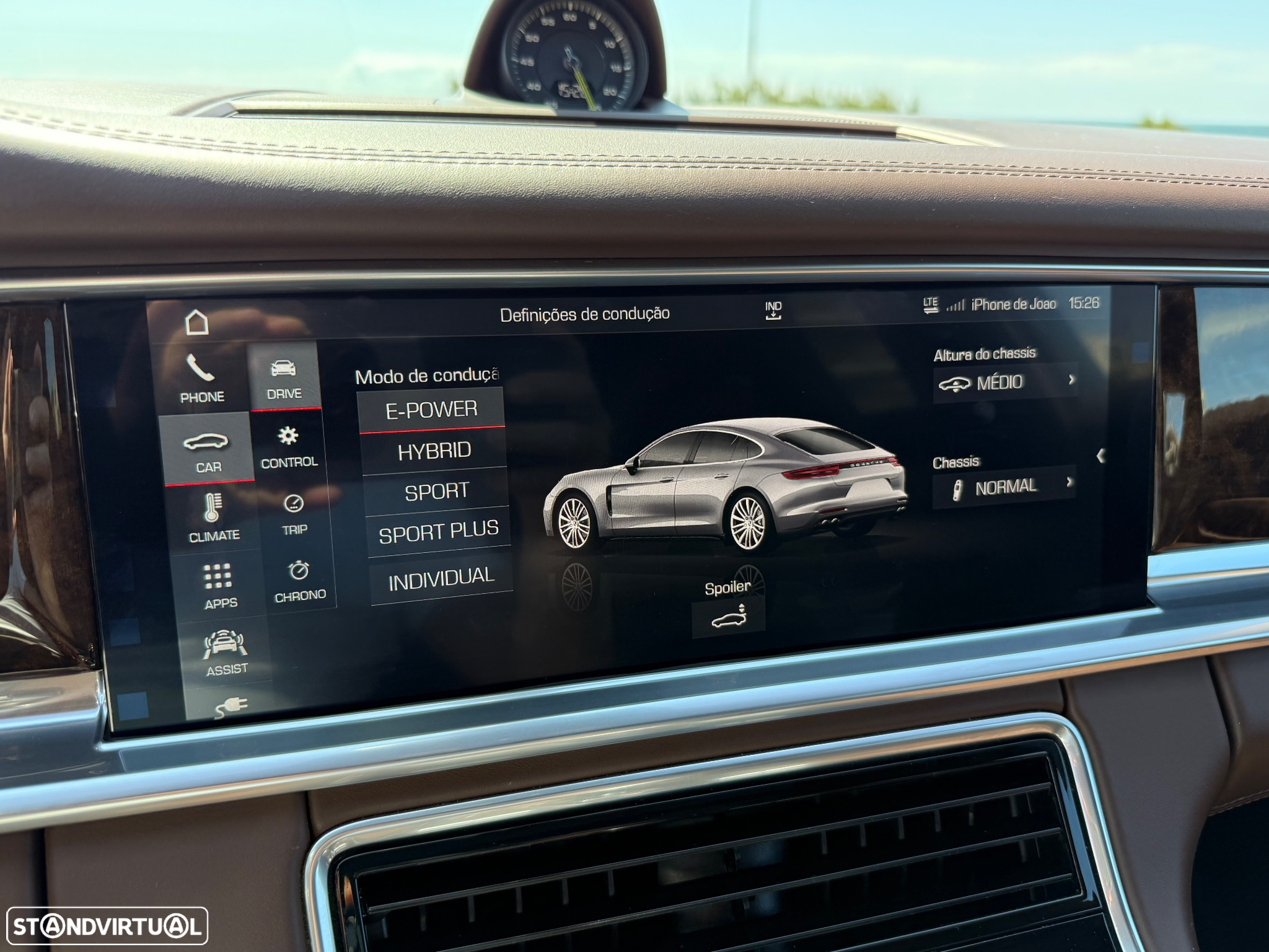 Porsche Panamera 4 E-Hybrid - 12