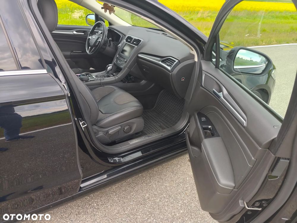 Ford Mondeo 2.0 TDCi Titanium 4WD PowerShift - 12