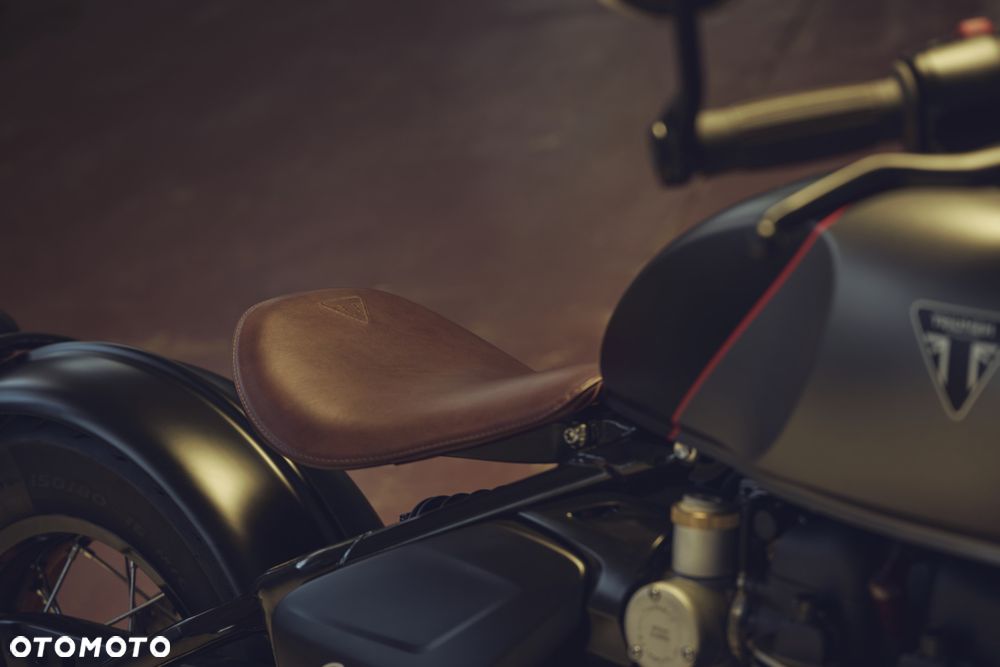 Triumph Bonneville Bobber - 6