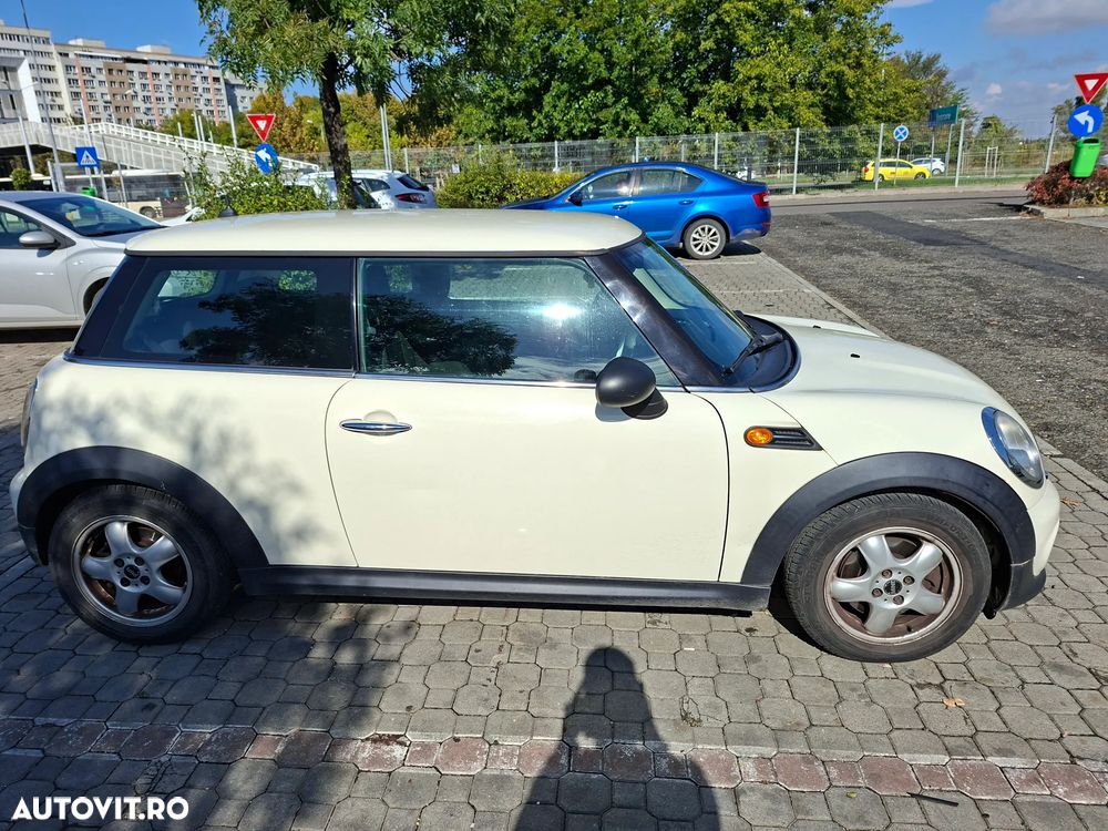 MINI One 2011 — imagine 5