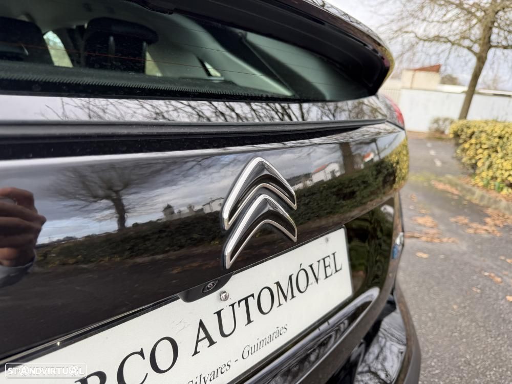 Citroën e-C4 50 kWh E-Series Collection - 15