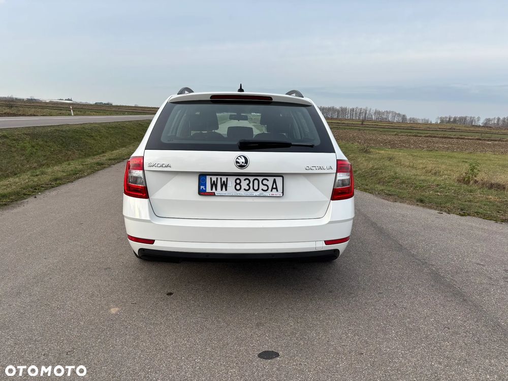 Skoda Octavia 1.6 TDI SCR Ambition - 5