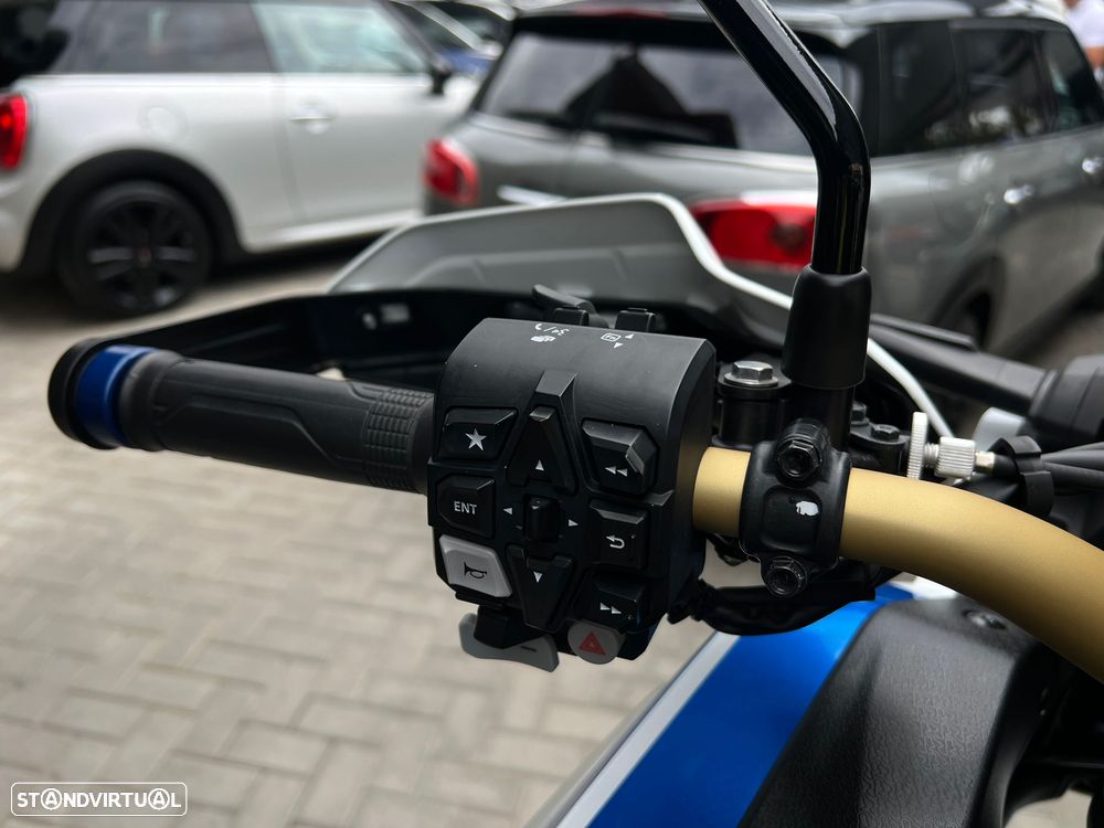 Honda Africa Twin - 16