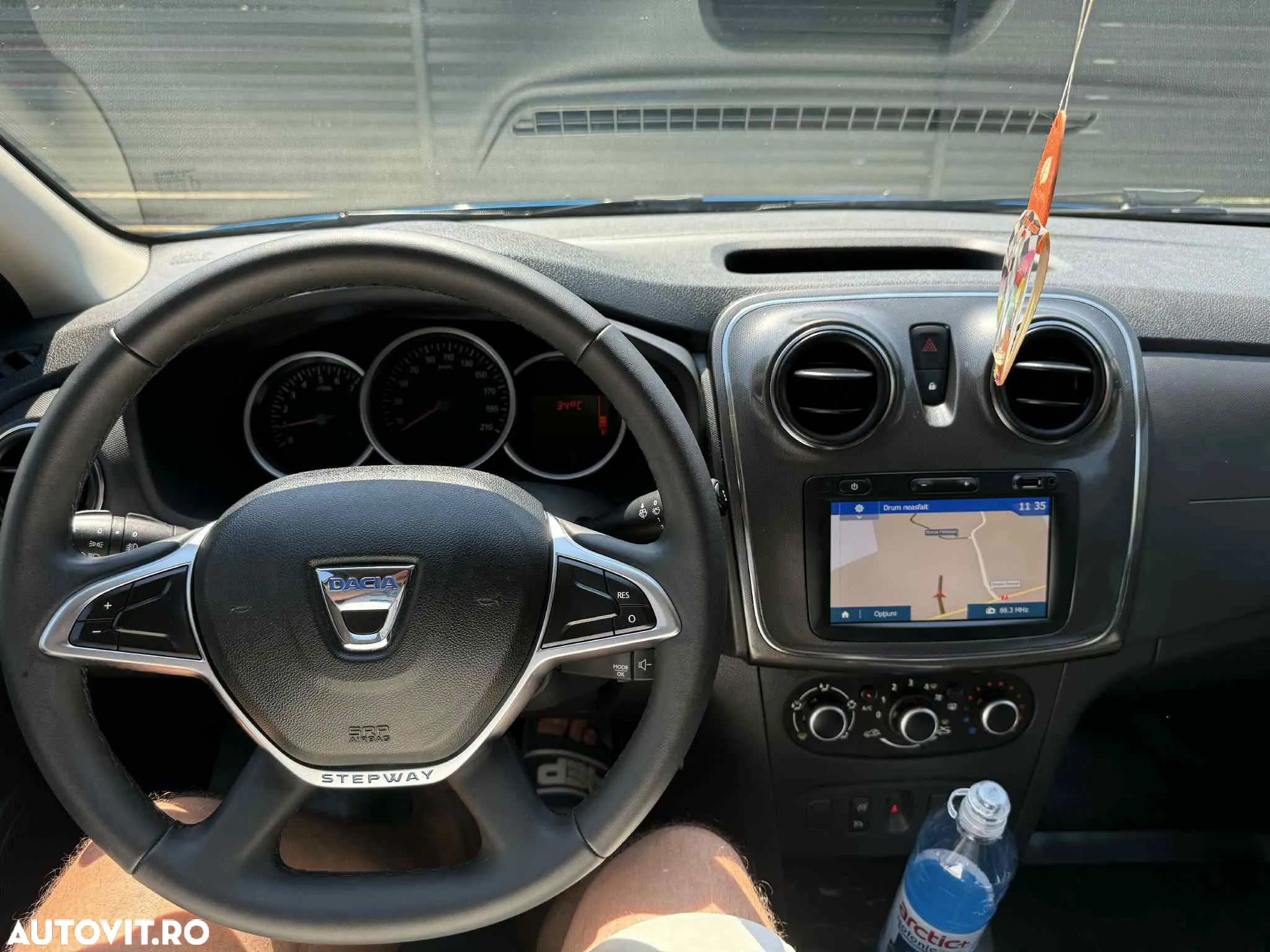 Dacia Logan Stepway 0.9 TCe - 4
