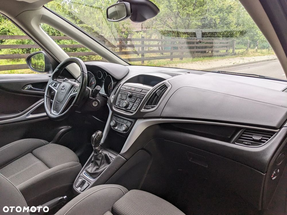 Opel Zafira Tourer 2.0 CDTI Edition - 25