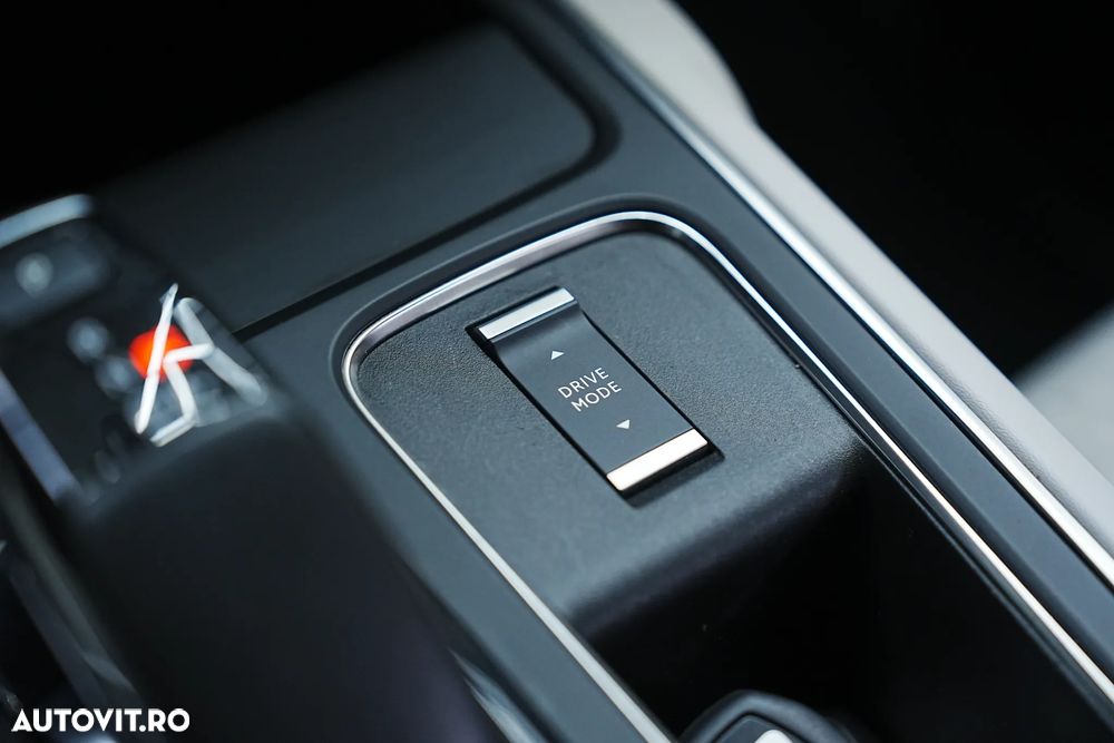 Citroën C5 Aircross 1.6 PHEV FWD 225 EAT8 Shine - 37