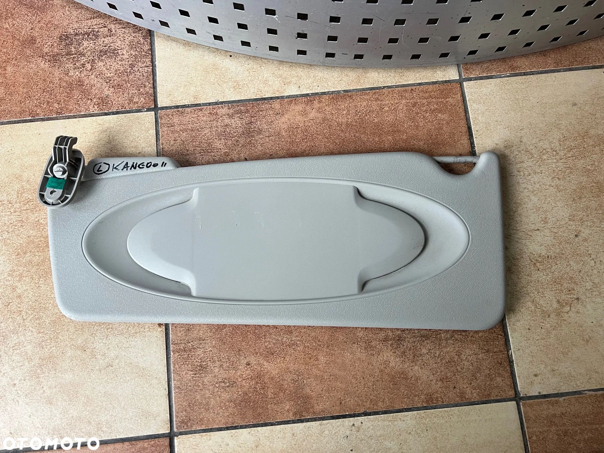 SŁONECZNIK OSŁONA PRZECIWSŁONECZNA LEWA KIEROWCY RENAULT KANGOO II 2007 - 2017 KANGOO II LIFT - 1