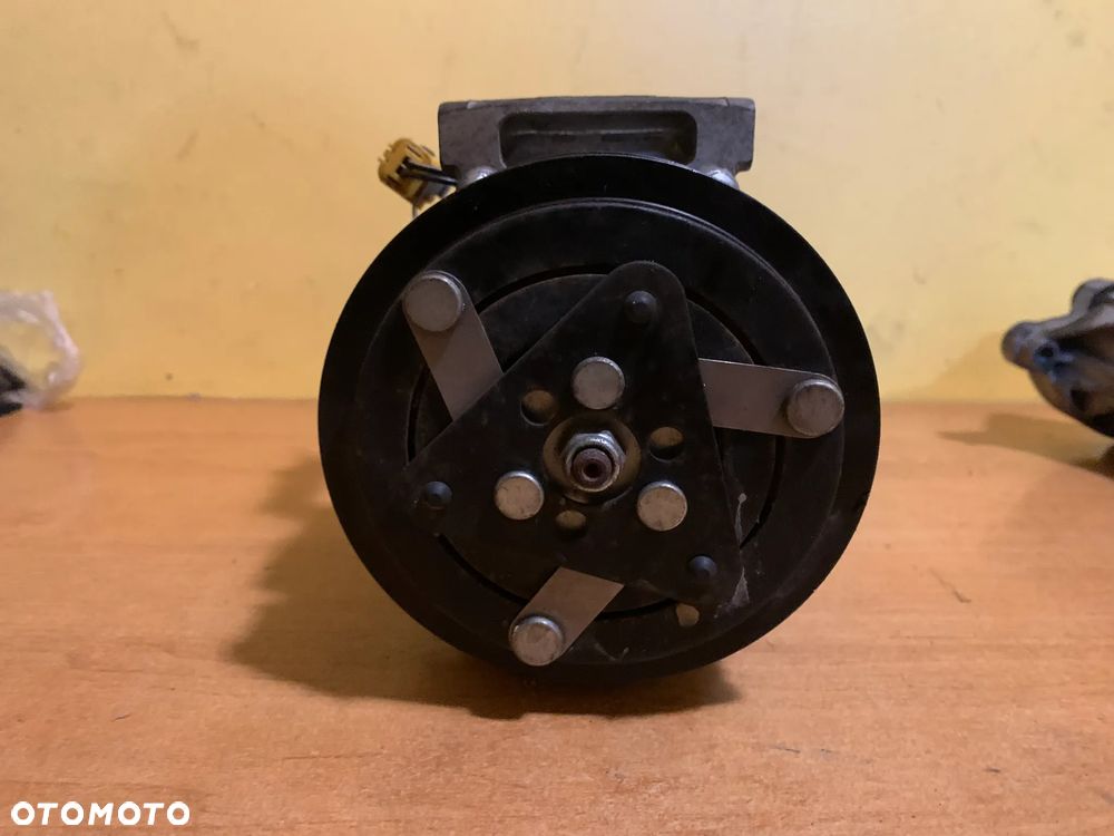 SPRĘŻARKA KLIMATYZACJI PEUGEOT 307 1.6 89067 - 3