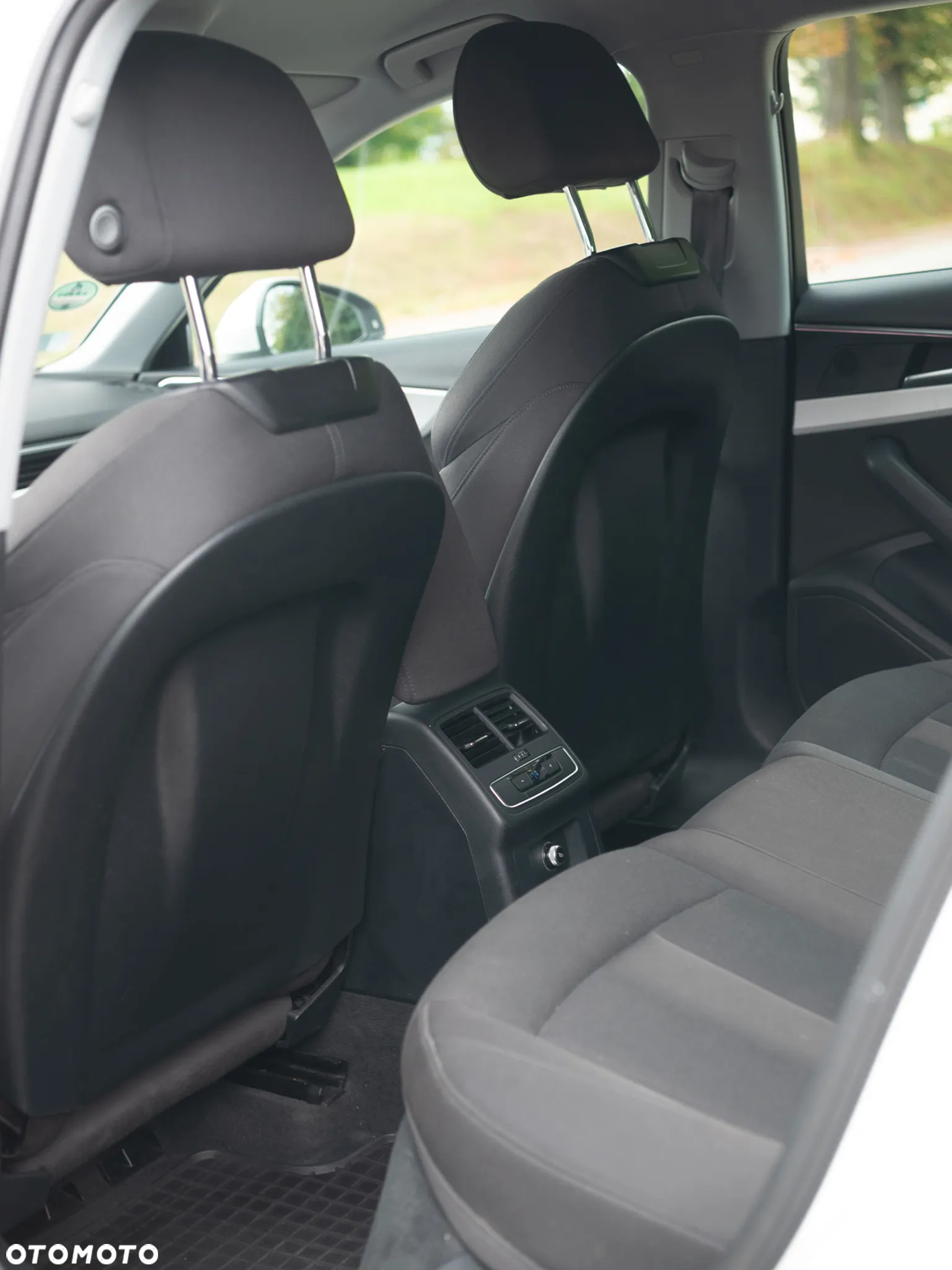 Audi A4 Avant 35 TDI S tronic - 17